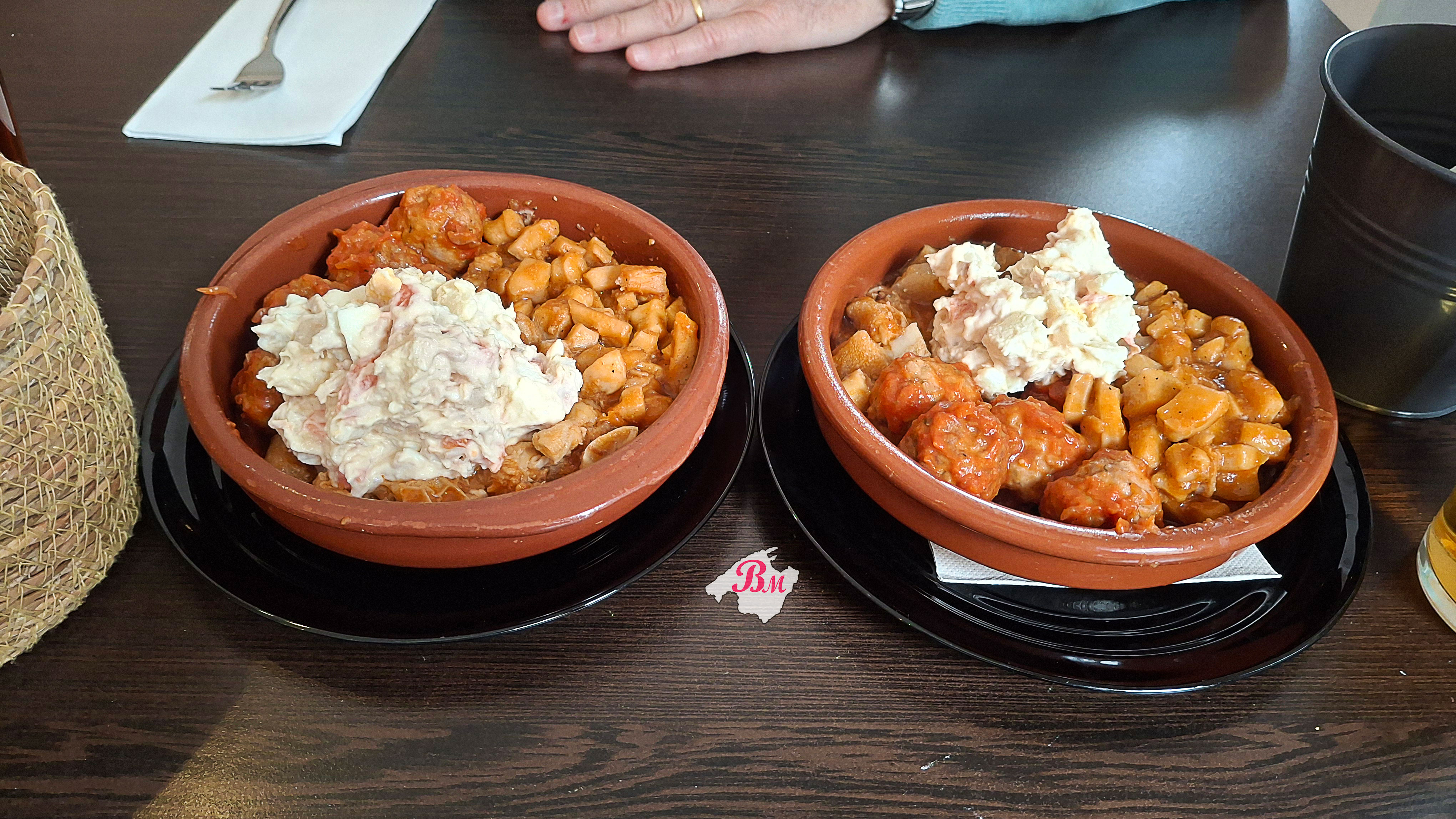 Disfrutamos dos variados caseros en el Cafè La Torre